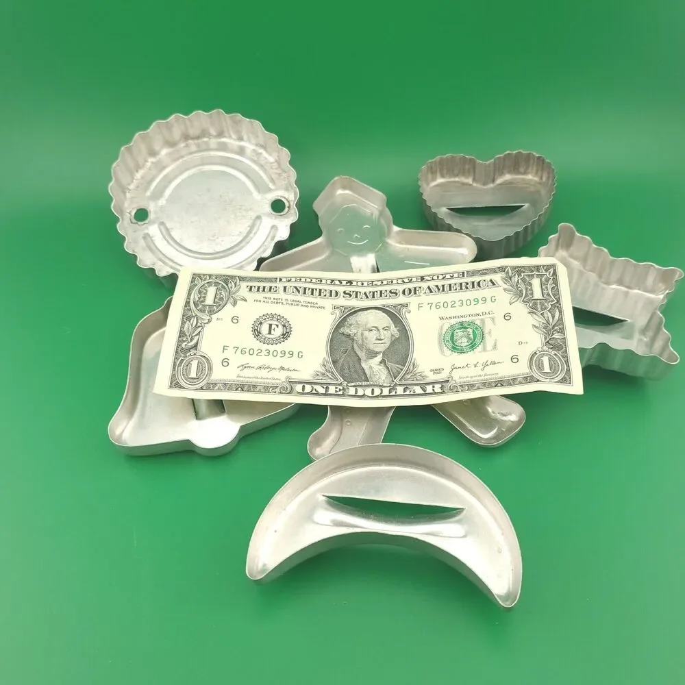 Vintage Aluminum Christmas Cookie Cutters (6) Great Condition Old Time Christmas